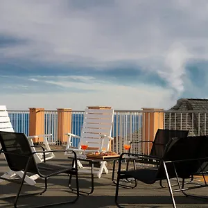 moneglia-beach-downtown.hotelitalianriviera.com/